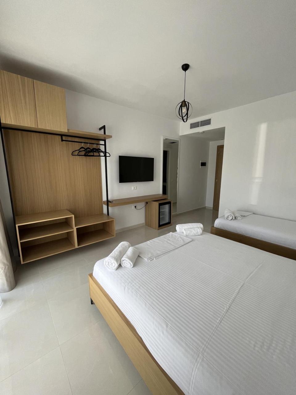 Belsar Hotel Ксамил Екстериор снимка