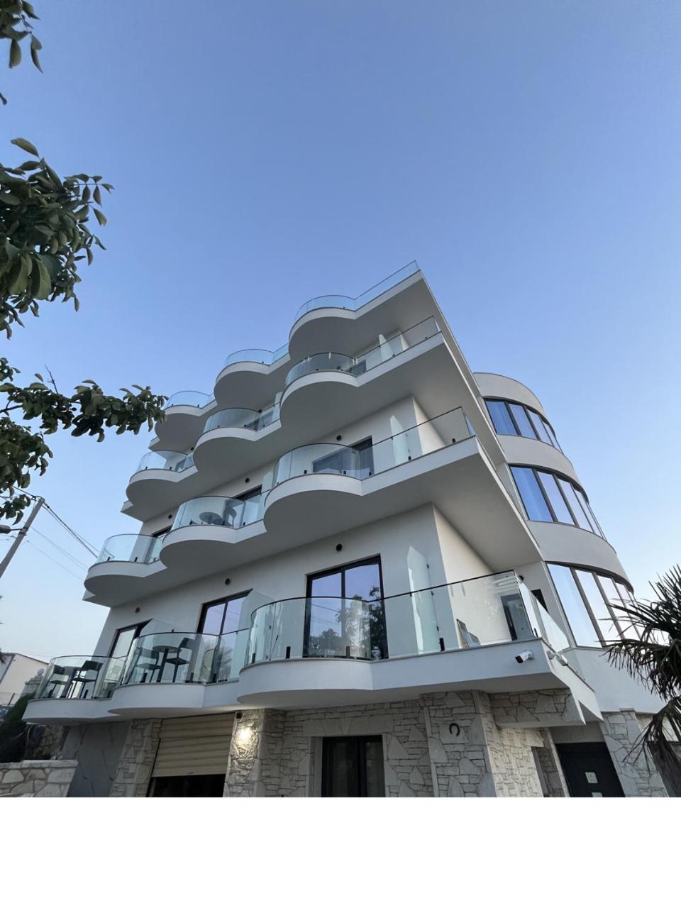 Belsar Hotel Ксамил Екстериор снимка