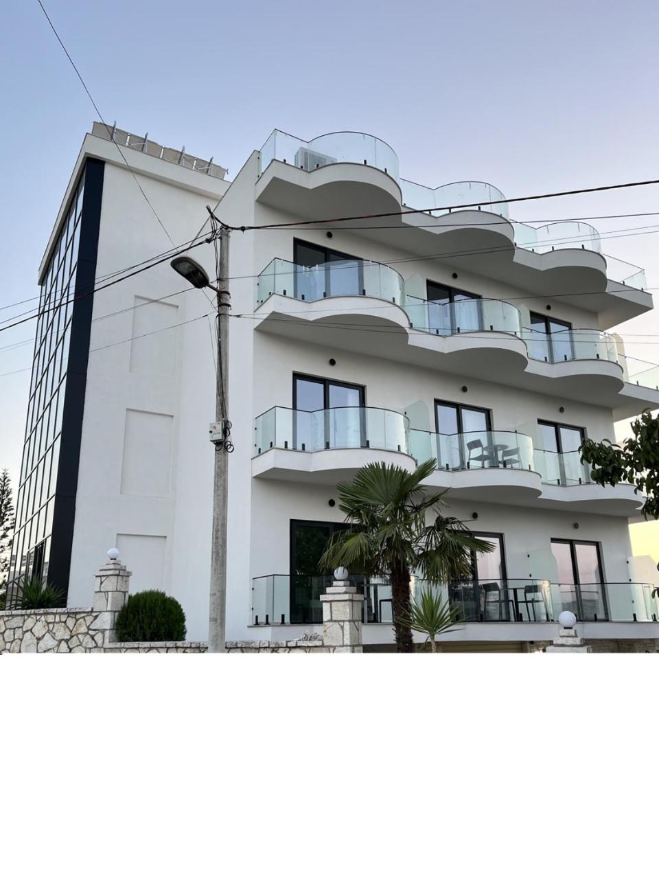Belsar Hotel Ксамил Екстериор снимка