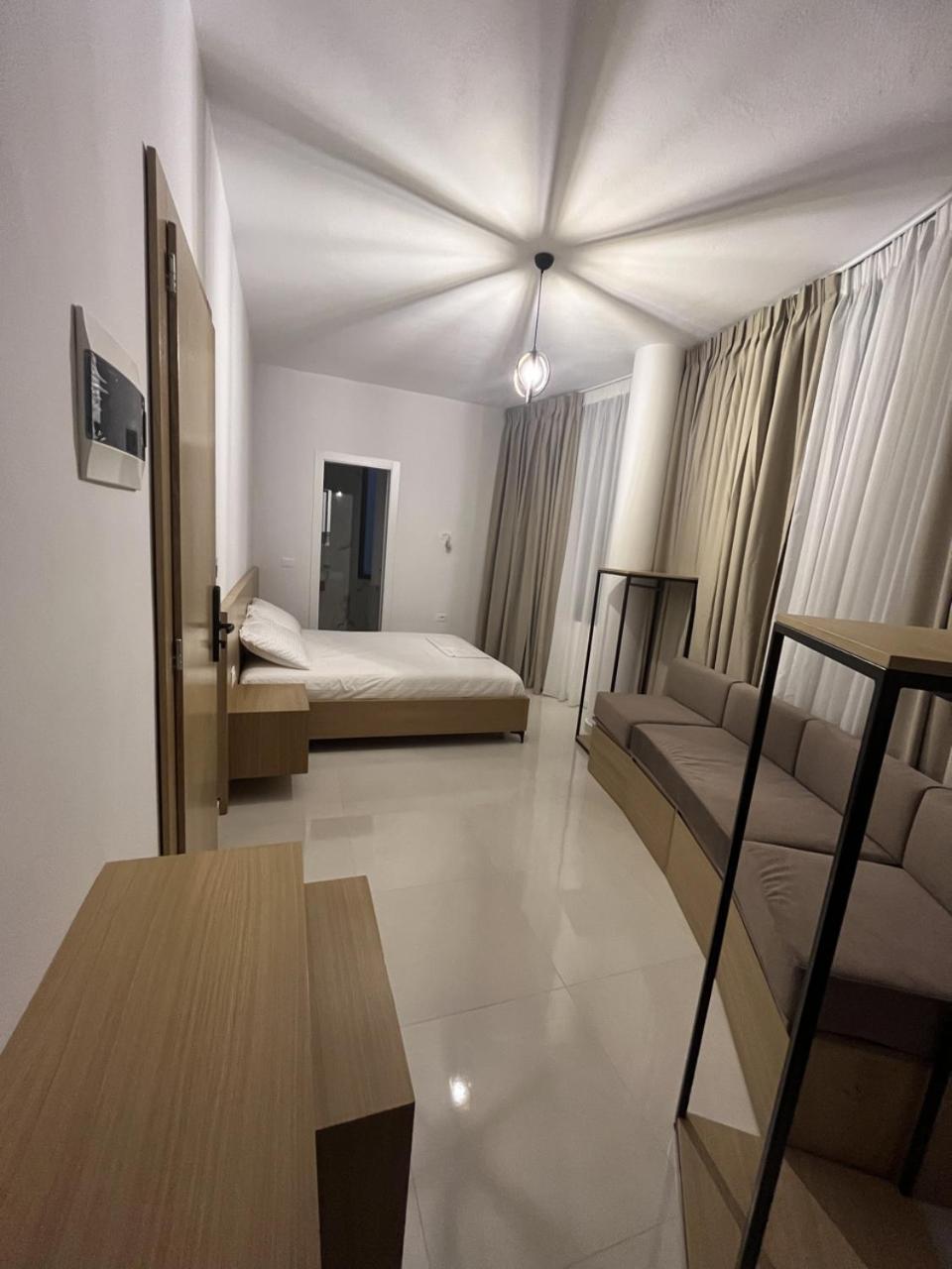 Belsar Hotel Ксамил Екстериор снимка