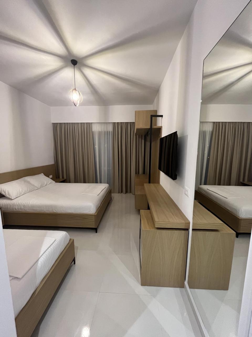 Belsar Hotel Ксамил Екстериор снимка