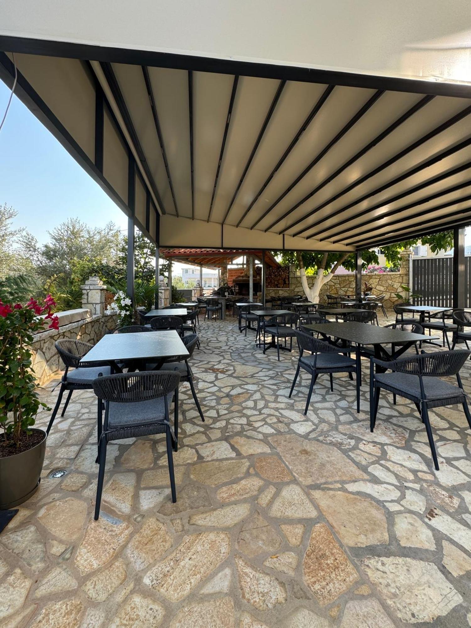 Belsar Hotel Ксамил Екстериор снимка
